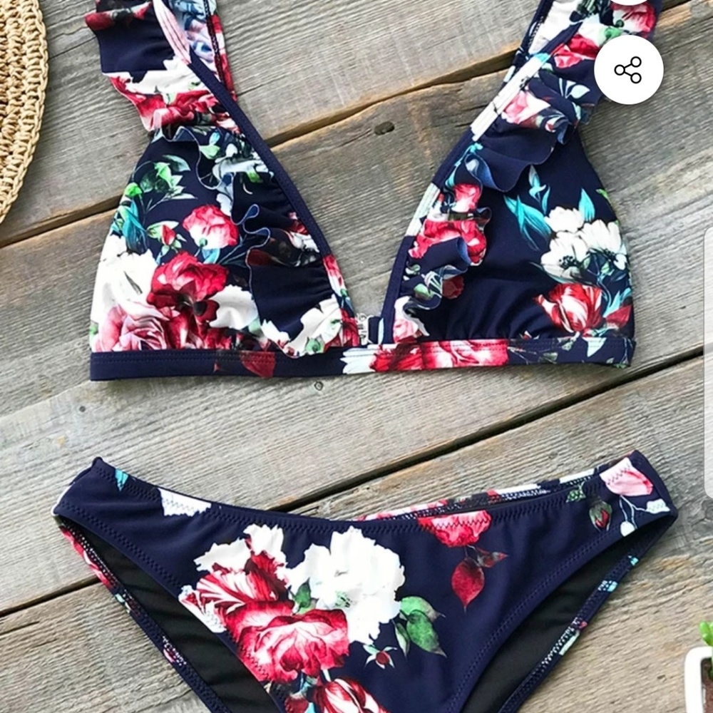 Cupshe XXL V Neck floral bikini top NWT